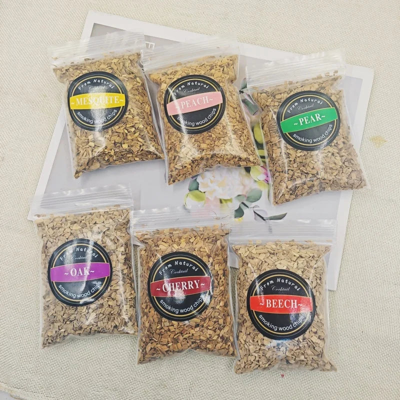 1pcs 50g Apple Cherry Oak Pecan Wood Chips Outdoor Smoker Barbecue Fumigation Box Wood Chips Bacon Wood Piece BBQ Accessories